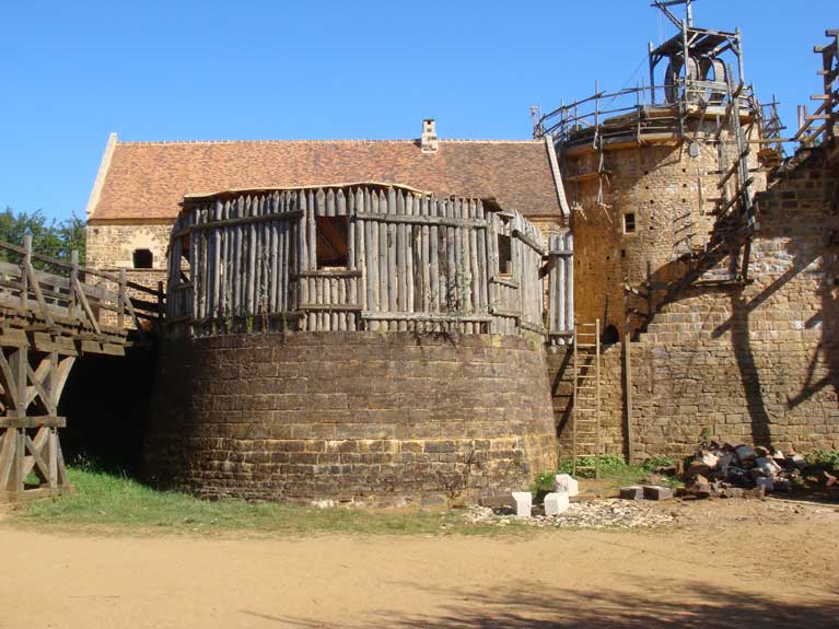 Guédelon - Construction d'un château fort : FRANCE