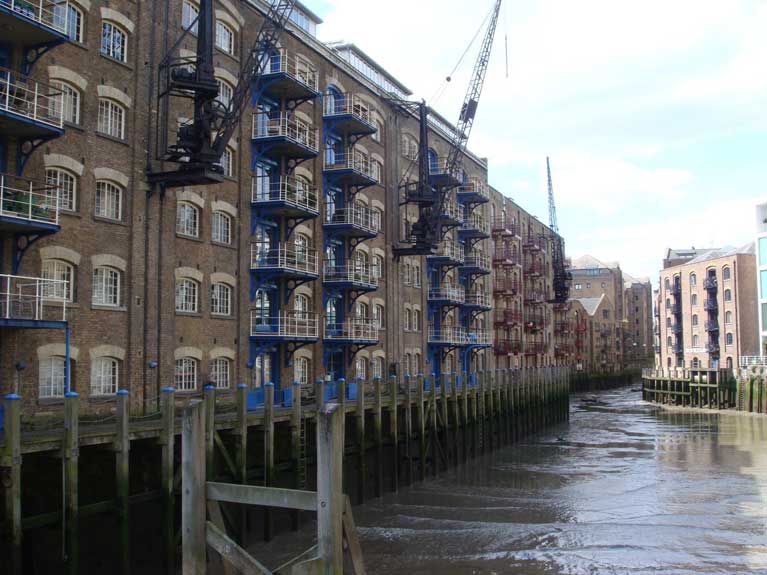 Les dock